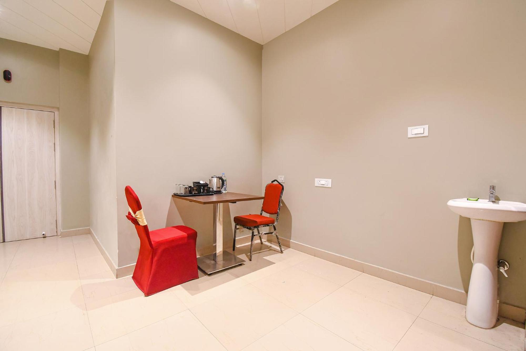 Fabhotel Kitchen Q Inn - Belaghata โกลกาตา ภายนอก รูปภาพ