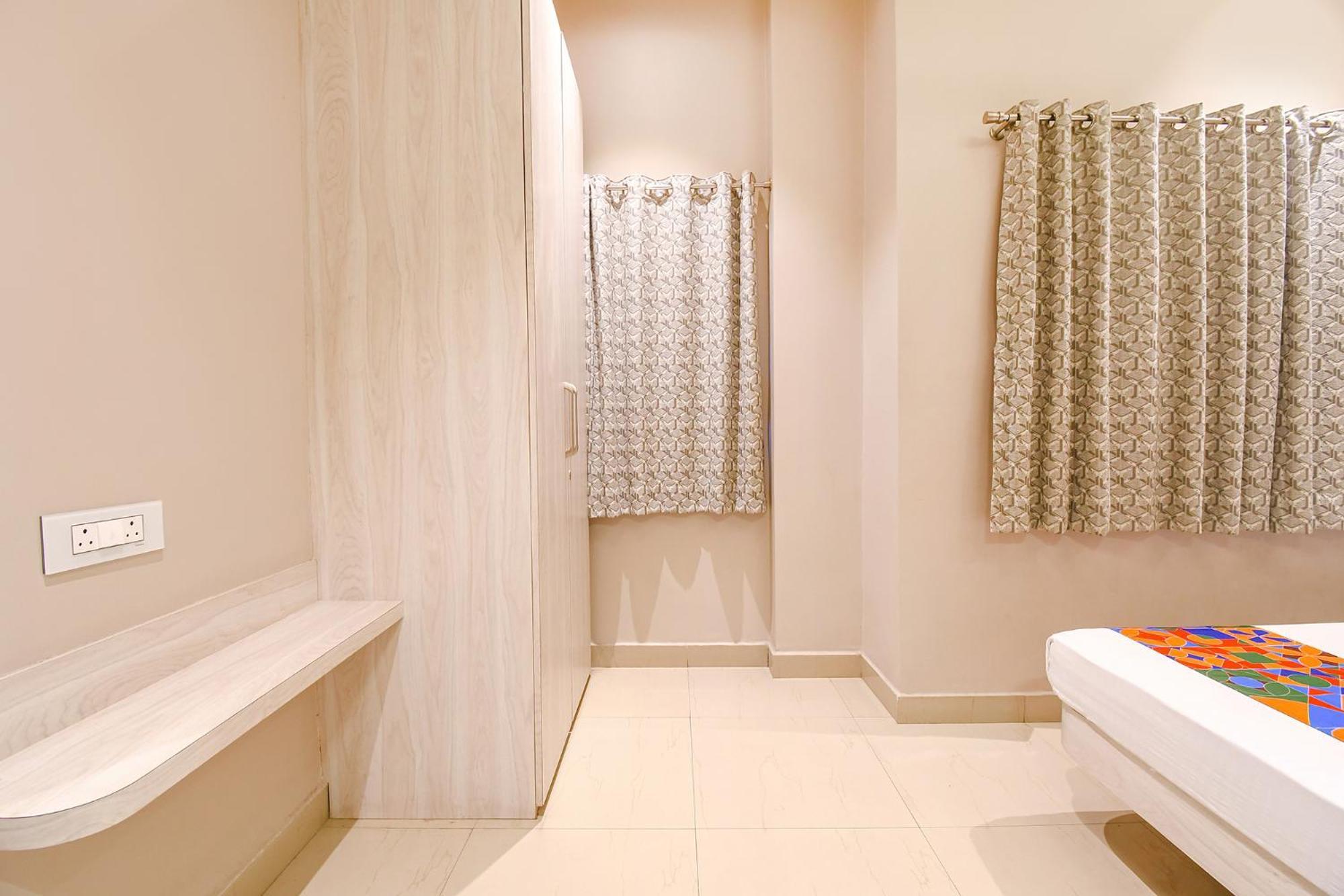 Fabhotel Kitchen Q Inn - Belaghata โกลกาตา ภายนอก รูปภาพ