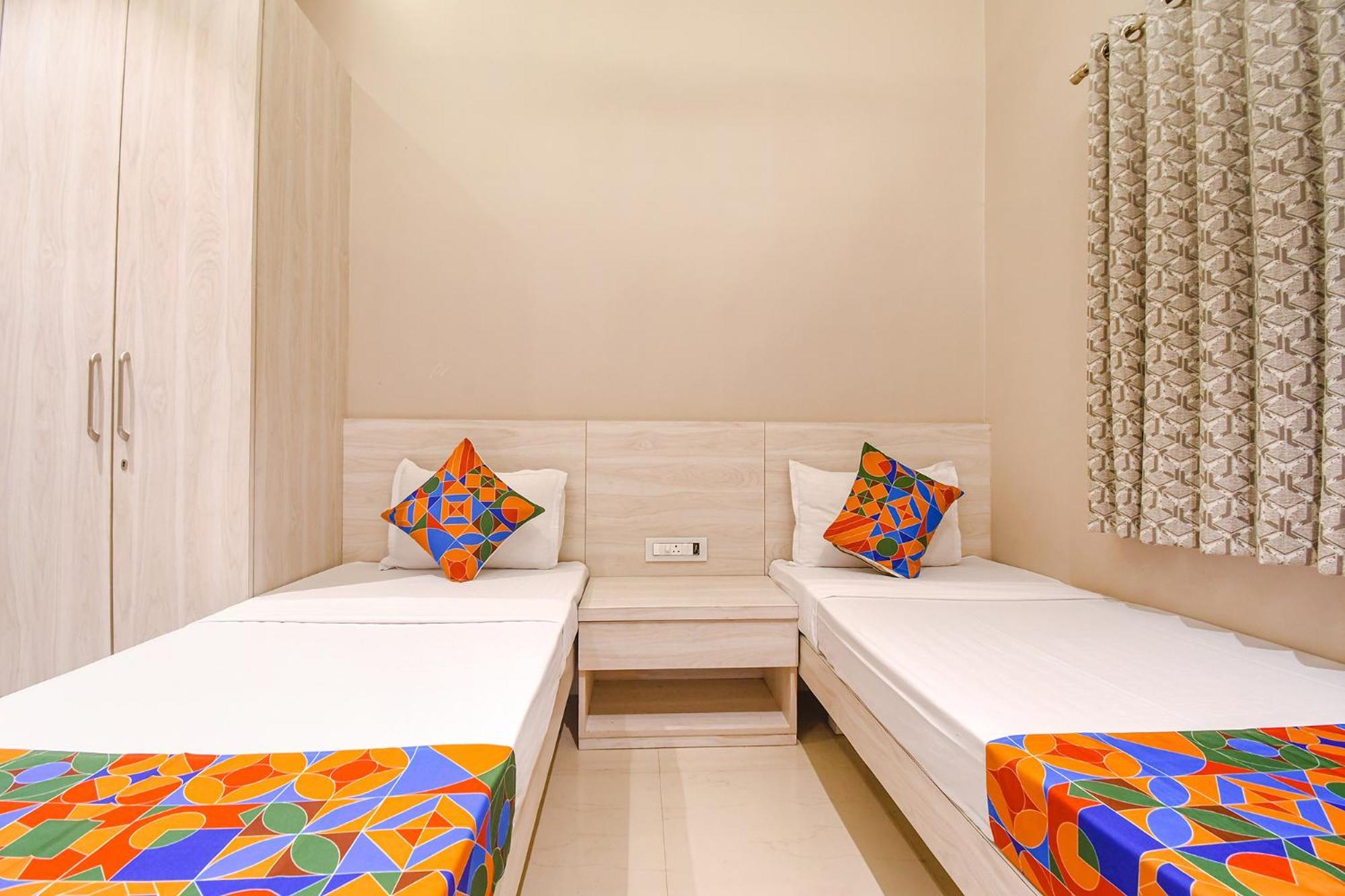 Fabhotel Kitchen Q Inn - Belaghata โกลกาตา ภายนอก รูปภาพ