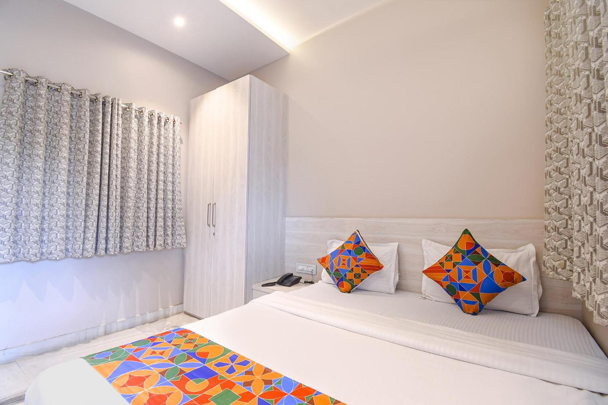 Fabhotel Kitchen Q Inn - Belaghata โกลกาตา ภายนอก รูปภาพ
