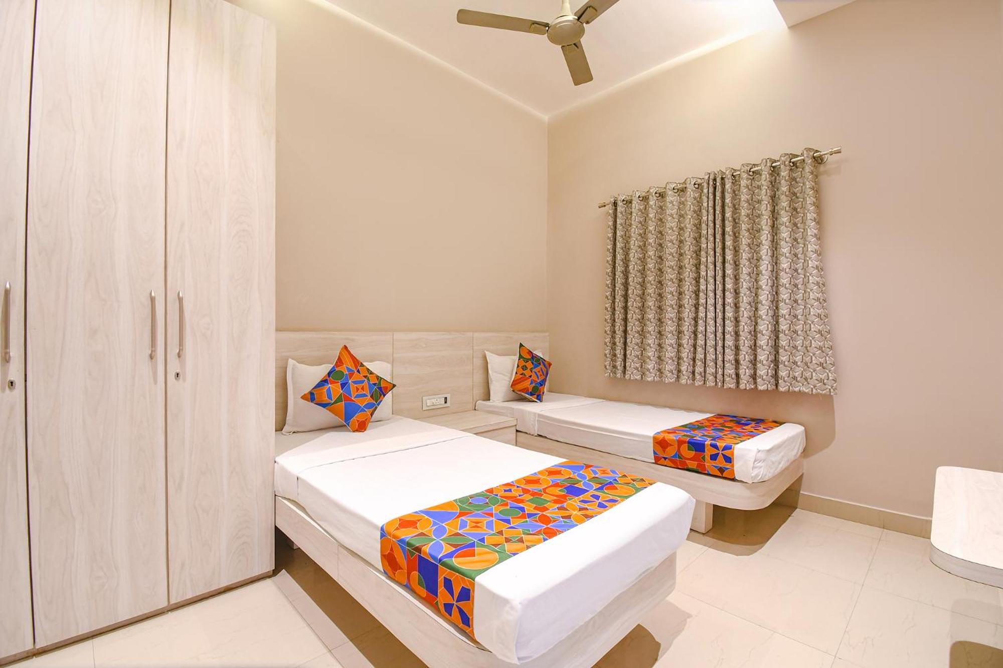 Fabhotel Kitchen Q Inn - Belaghata โกลกาตา ภายนอก รูปภาพ